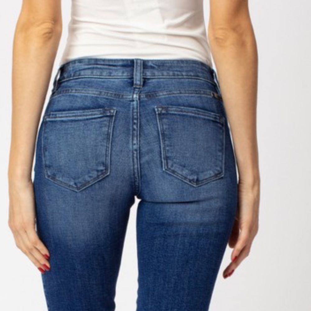 CHICBOMB - Picture 5 of 6